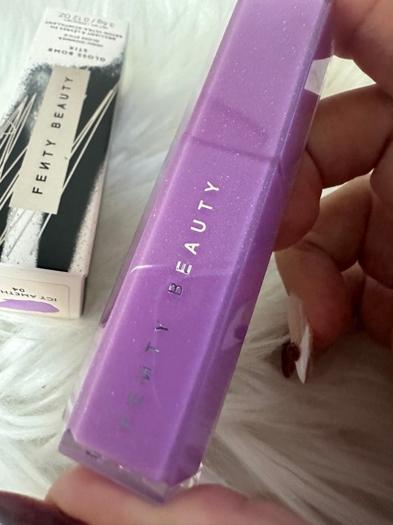 リップグロス Fenty Beauty Lavender Savage / Icy Ameth NEW LIMITED EDITION Fenty Beauty Gloss Bomb Stix Gloss Stick (04