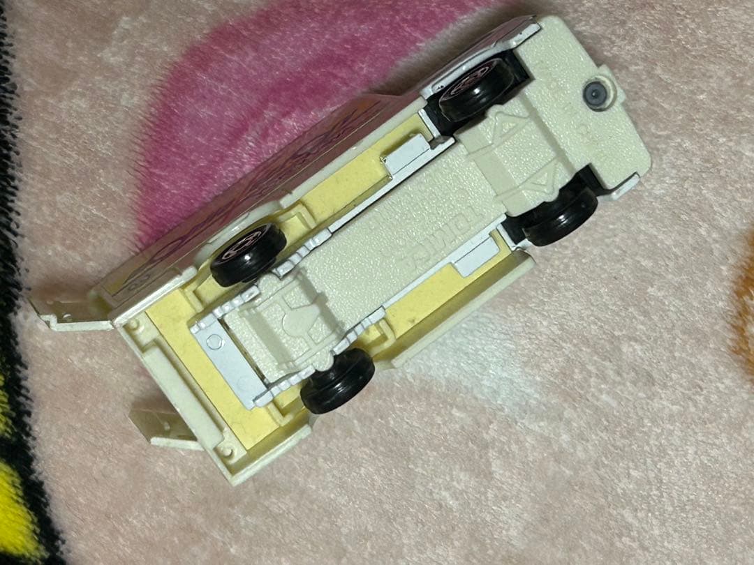 トミカ YOKOGAWA 横河エンジニアリングサービス モバイルファクトリー