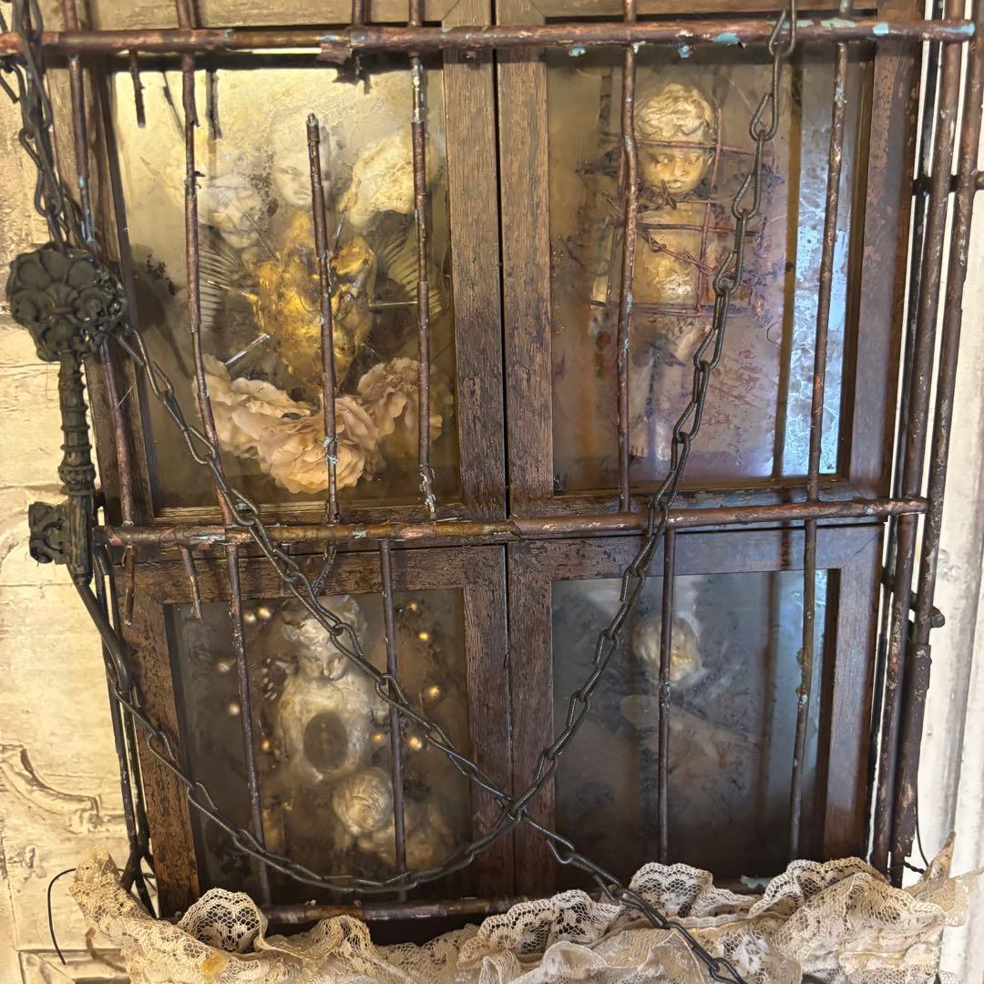 【Special Price】 食され羽ばたかぬ者達の檻オブジェ