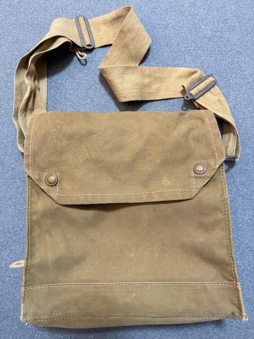 イギリス軍 実物 MkⅦ ガスマスクバッグ W.E.&S.LTD. Amazon.co.jp: イギリス軍 実物 ガスマスクバッグ Mk.Ⅶ : おもちゃ