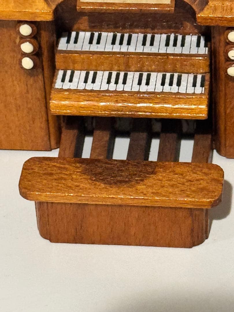 28) CATATE 147 (BACH) スイス製リュージュ オルゴール