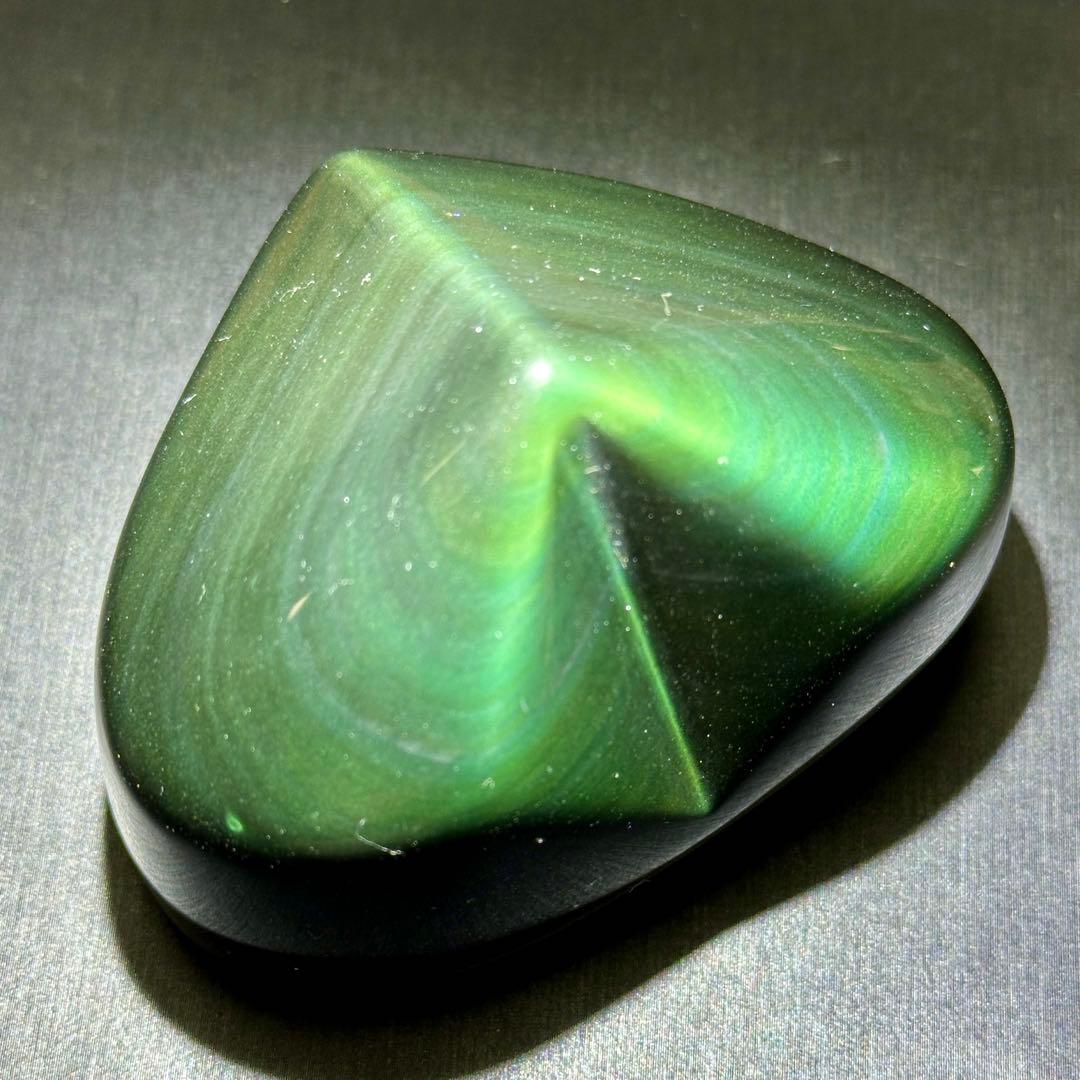 レインボーオブシディアン ハート 置物 MY473 - メルカリ