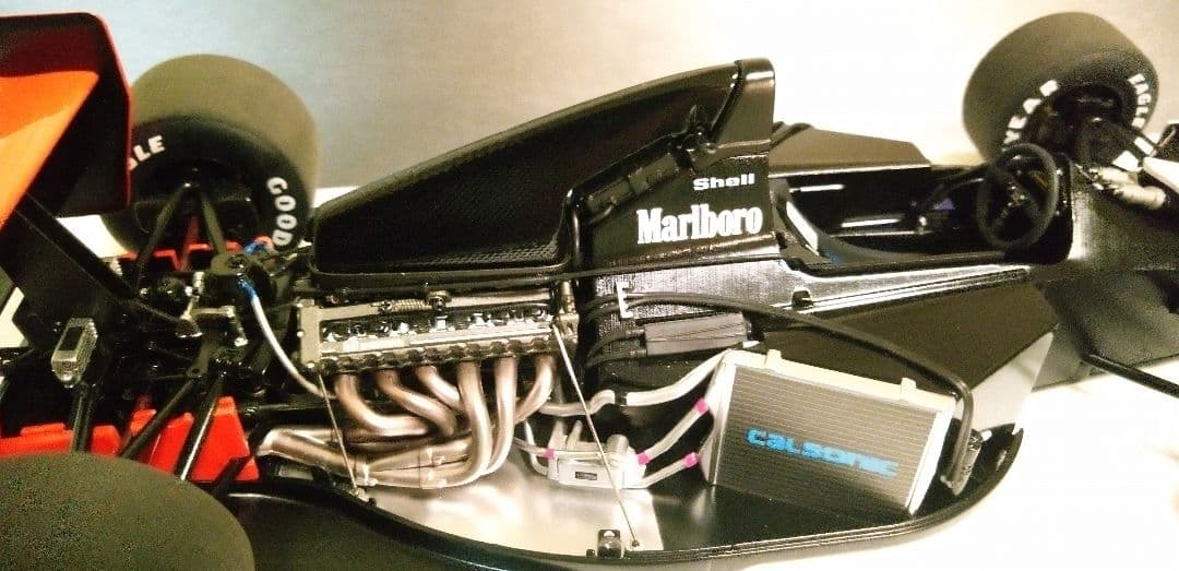 オートアート 1/18 マクラーレン MP4/6 A.セナ ミニチャンプス - メルカリ