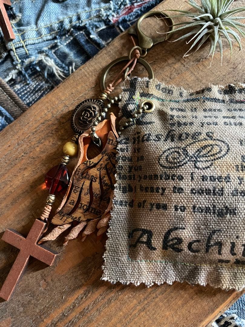 No.141フェザー with ヒノキチップチャーム‪·̩͙꒰ঌ China Customized Wooden Fruit Chip Fork, 8.5 cm Suppliers