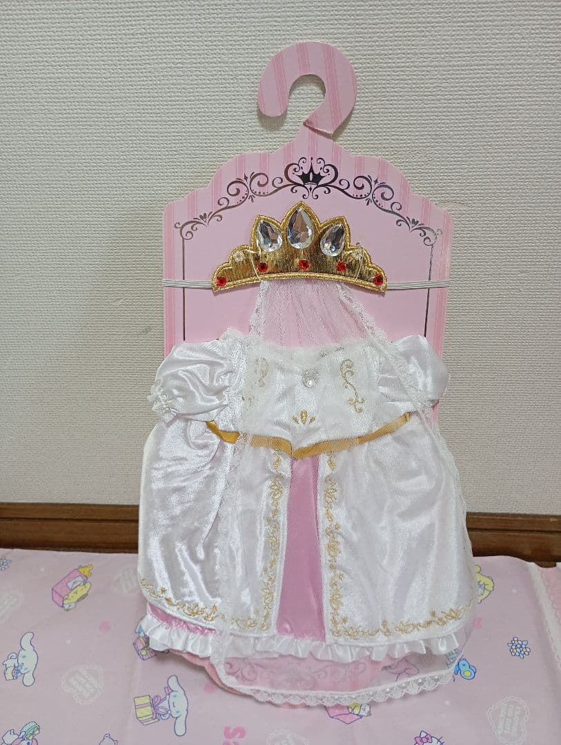 ユニベア　塔の上のラプンツェル　ウエディングコスチューム Yahoo!オークション - 塔の上のラプンツェル ユニベア ぬいぐるみ ウェ