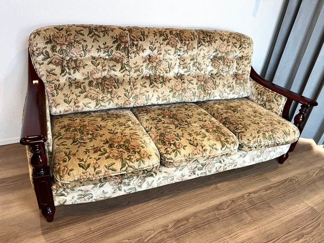 オールドカリモク 3Pソファ／花柄ファブリック／ヴィンテージ オールドカリモクのヴィンテージ3人掛けソファ – バナルオンライン