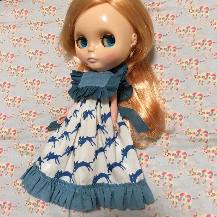 雨色の日々スクエア襟のたっぷりフリルリカちゃんブライス