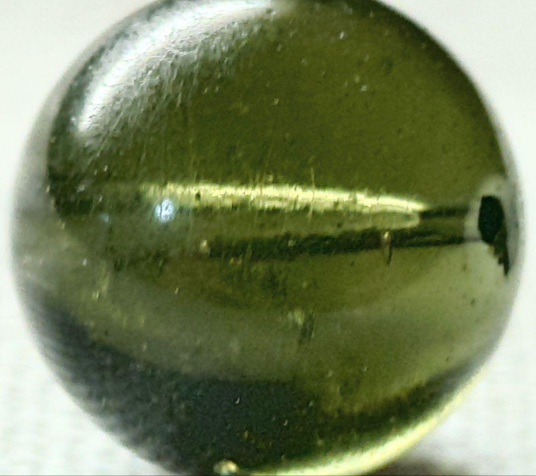 [中古]天然 モルダバイト ビーズ 11.7mm