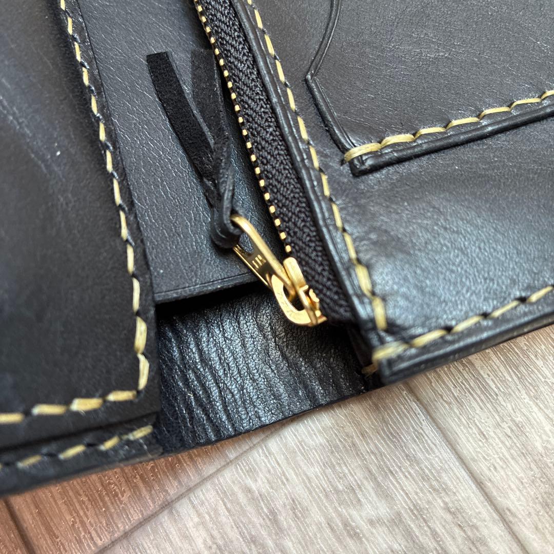 イタリアンレザー ミドルトラッカーウォレット 真鍮 タイプB - メルカリ