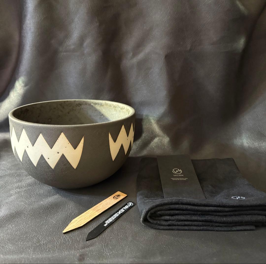 鉢・プランター VALIEM MONSTER MOUTH ASURA BOWL L 鉢・プランター VALIEM MONSTER MOUTH ASURA BOWL L VALIEM MONSTER