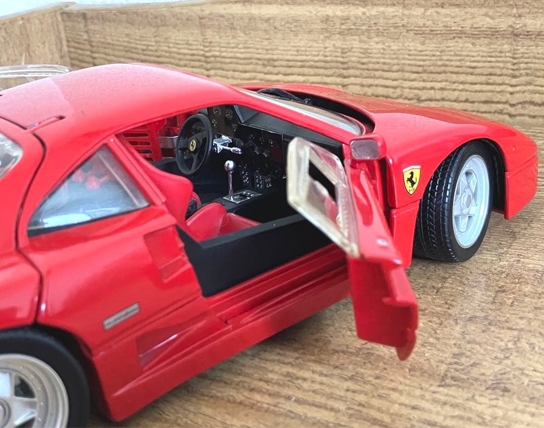 2台❗️HOT WHEELS CLASSICS 1:18 FERRARI