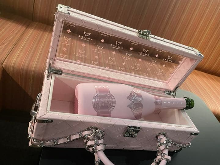 エンジェル 薄ピンク ケース 空き瓶 エンジェルドゥミセックピンク