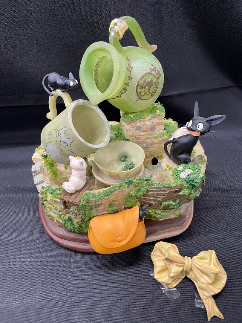 H2【ジャンク】魔女の宅急便 ウォーターガーデン 不思議な水辺 置物