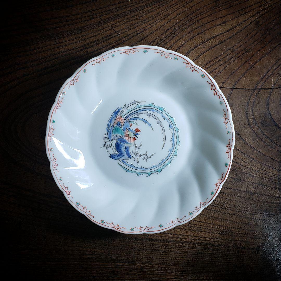色絵付　皿　鳳凰　ねじり花弁縁　古伊万里　花文　唐草　銘　窯傷　ハ号 fit=scale-down,w=1200