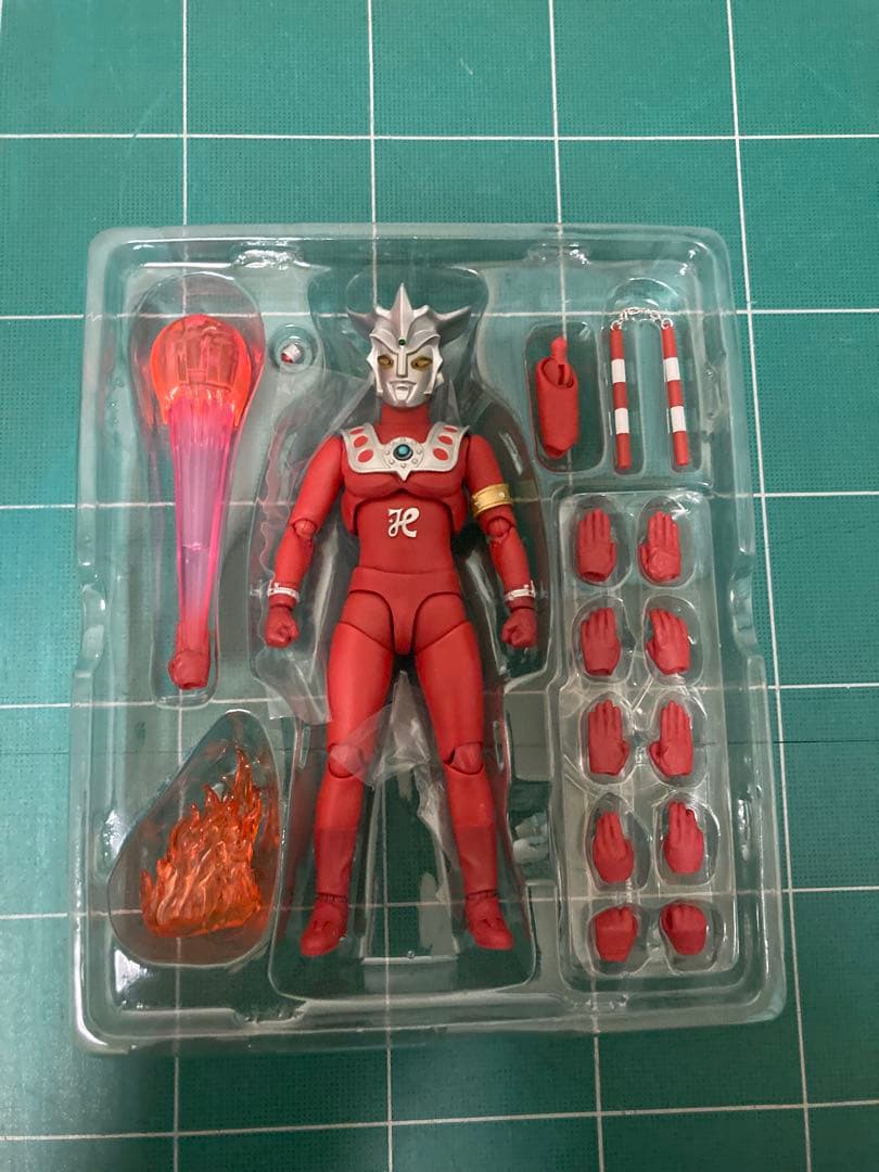 ウルトラ6兄弟＋レオ＋ウルトラの父セット - メルカリ