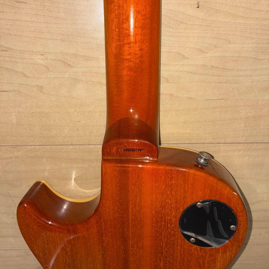 弦交換済み！激虎目 王道 laid back エレキギター レスポールタイプ