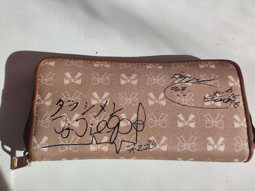 ダラシメン　やーかず＆ディエゴ　直筆サイン入り財布　18000円→15000円 極美品 サマンサタバサ ミッキー レザー 長財布 ブラック 黒 型押し