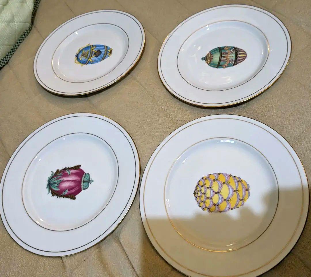 レア物海外 リモージュ 皿 Limoges ファベルジェ柄 美品４枚セット 最安 フランス製リモージュ大プレート 青い小花魅力的