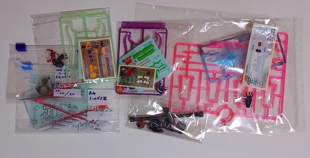 ガンプラ 組立済み完成品 塗装済完成品 9体セット まとめ売り - メルカリ