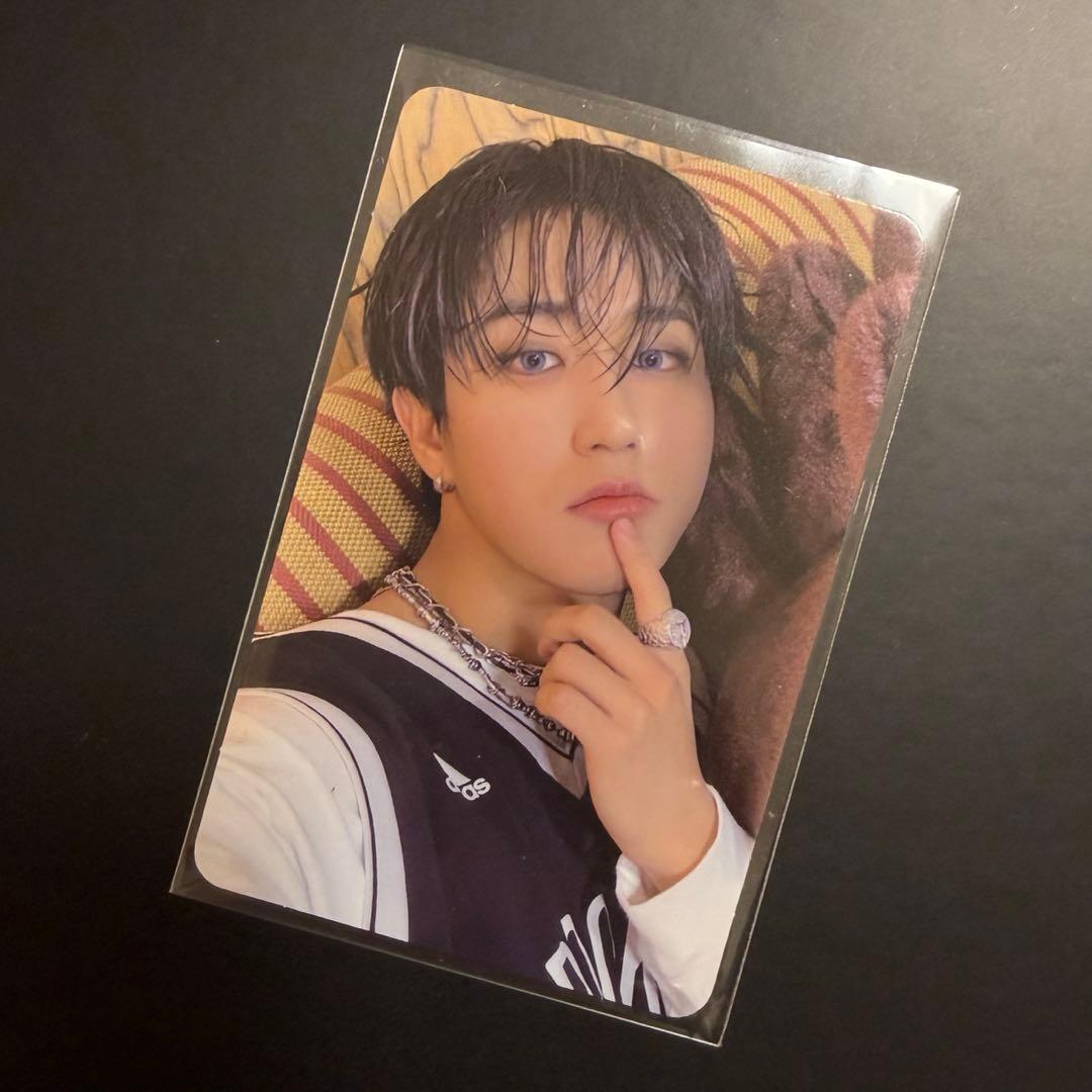 Stray Kids KARMA COMPACT ver. 封入トレカ ハン - メルカリ