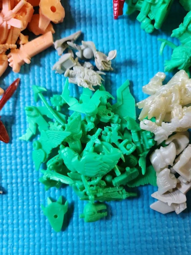 じゅんぺい様専用 ガン消しまとめ売り パーツ多数あり - メルカリ