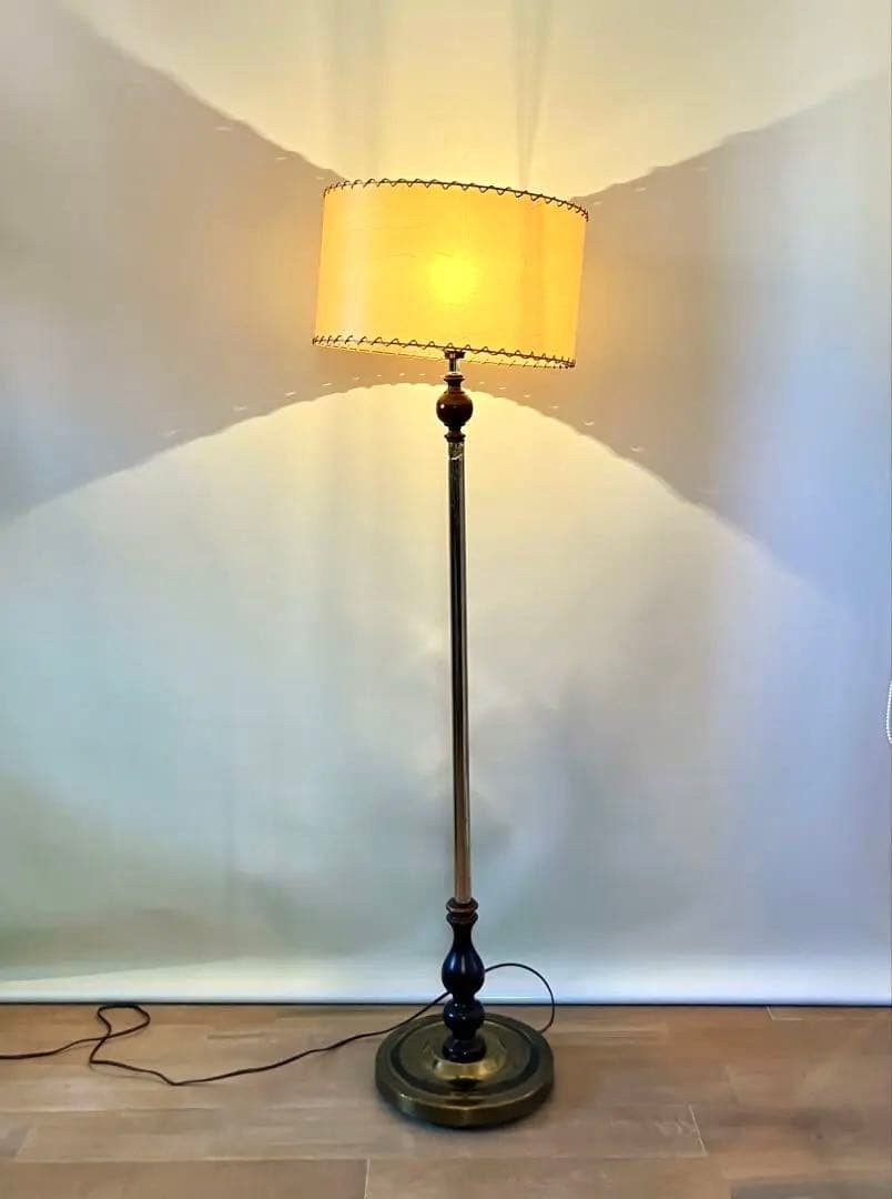 DEMODE購入 ヴィンテージ フロアランプ 真鍮×木製 アンティーク シェード フロアライト 照明 真鍮 ミッドセンチュリー おしゃれ アンティーク