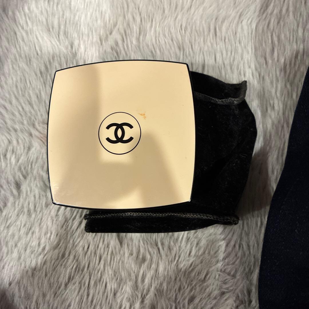 CHANEL LES BEIGES B30 クッションファンデーション - メルカリ