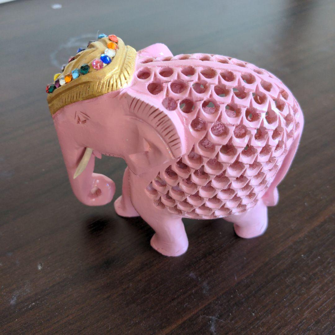 幸せを運ぶピンクのゾウさん 置物 象 ピンク ゾウ 木彫り 幸運 縁起物