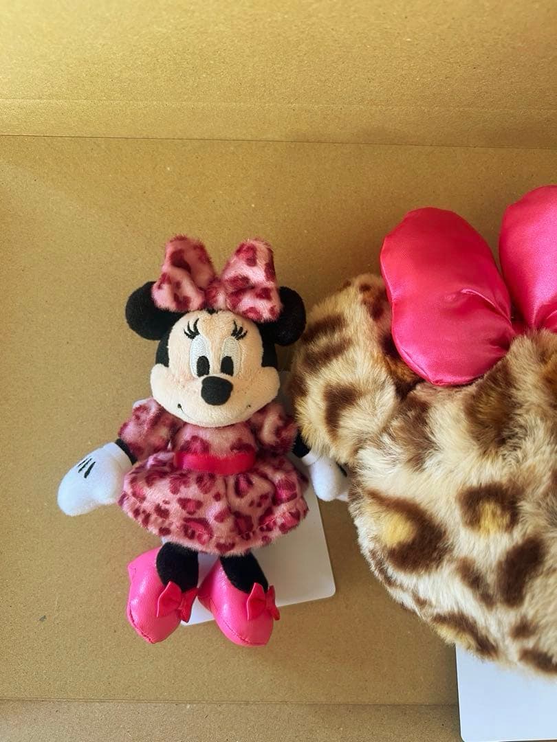 ミニー ヒョウ柄 豹柄 ぬいぐるみチャーム ポーチ ディズニー ピンク
