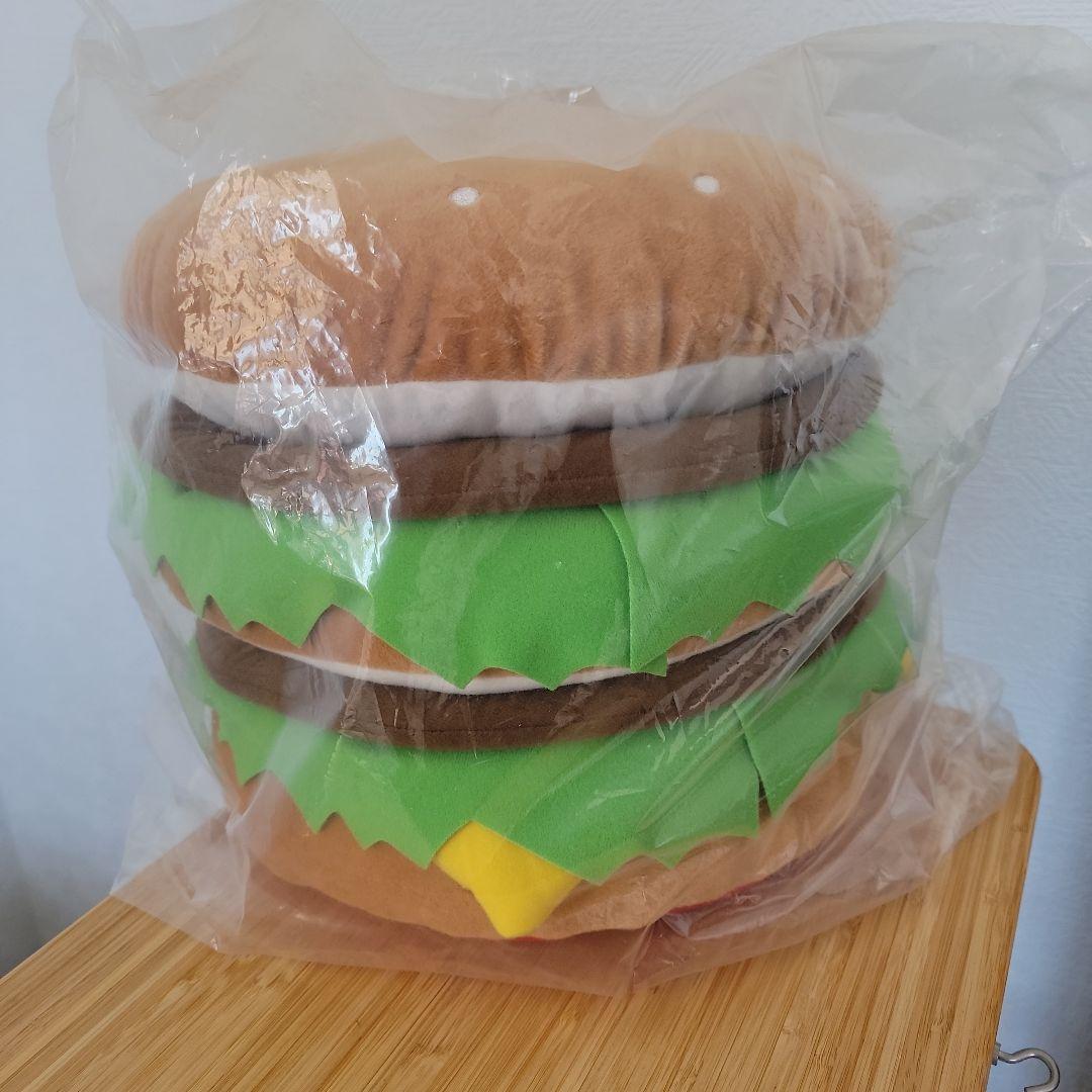 マクドナルド ❤️ビックマッククッション - メルカリ