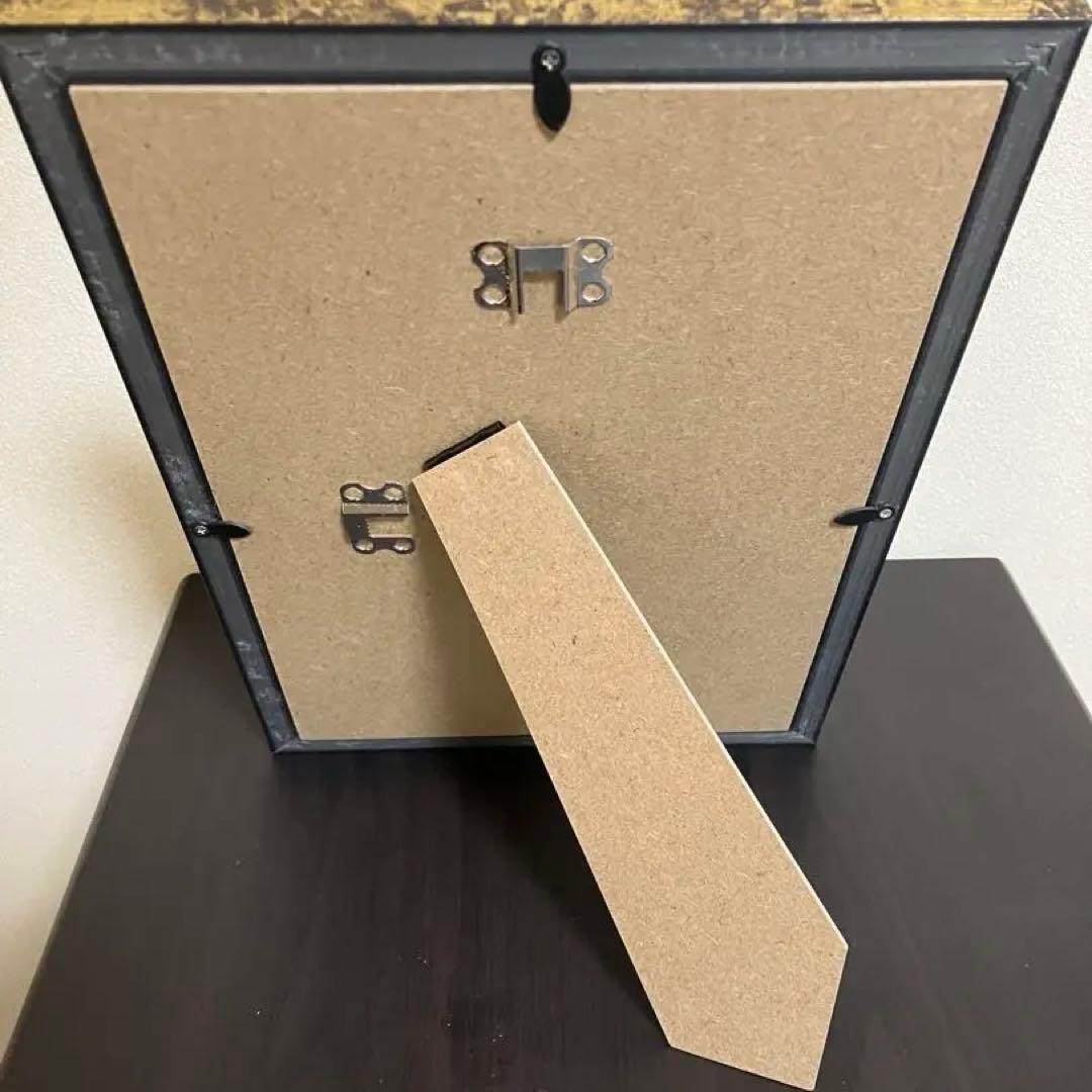 女優画18 額装品　額縁寸法32.7㎝×24.0㎝×1.5㎝　色鉛筆画　定款付