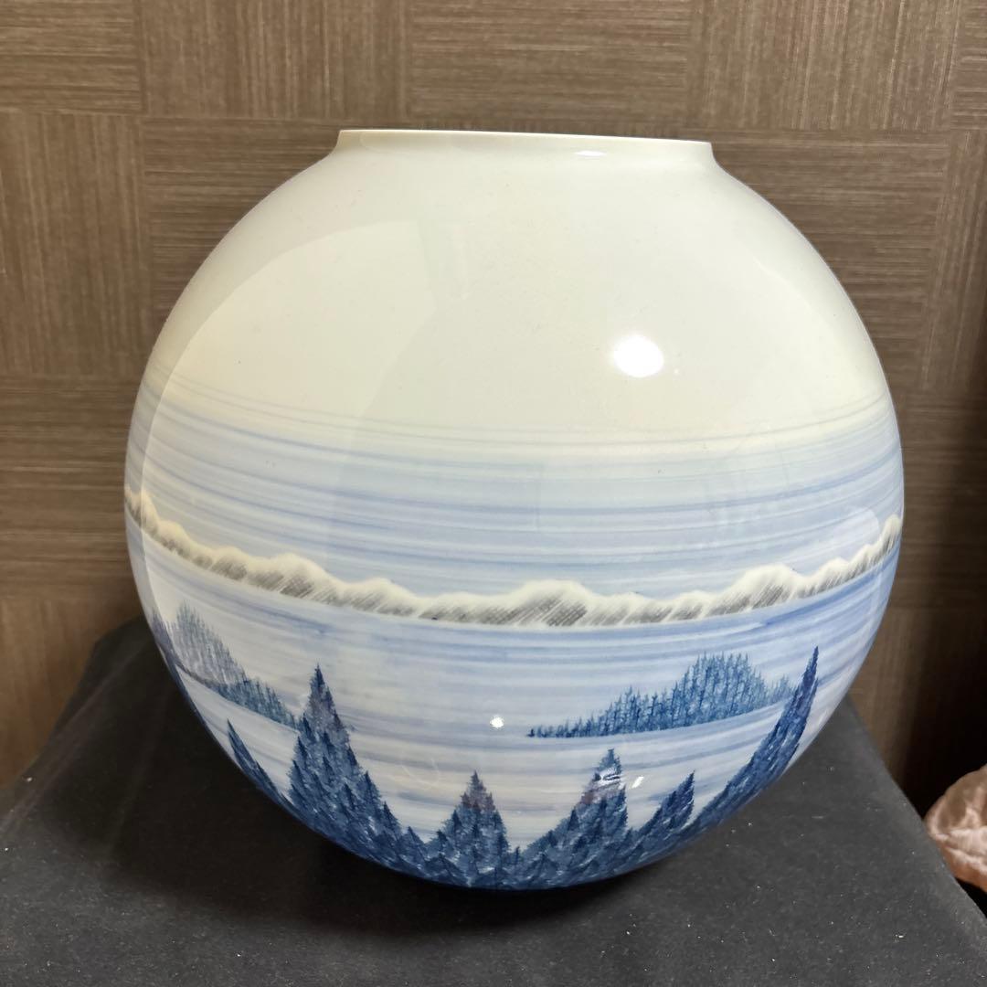 藤井朱明 壺 飾り壺 花器 日展人気作家 有田焼 コタンの森大き花瓶 Yahoo!オークション -「藤井朱明」(工芸品) の落札相場・落札価格