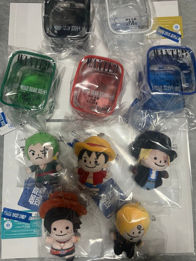 ONE PIECE BASE SHOP ゆびぬい　クリアポーチ　セット ONE PIECE ゆびぬい クリアポーチ WANTED | ONE PIECE BASE SHOP