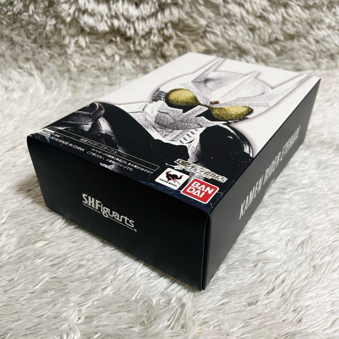 新品未開封　S.H.Figuarts（真骨彫製法）仮面ライダーエターナル