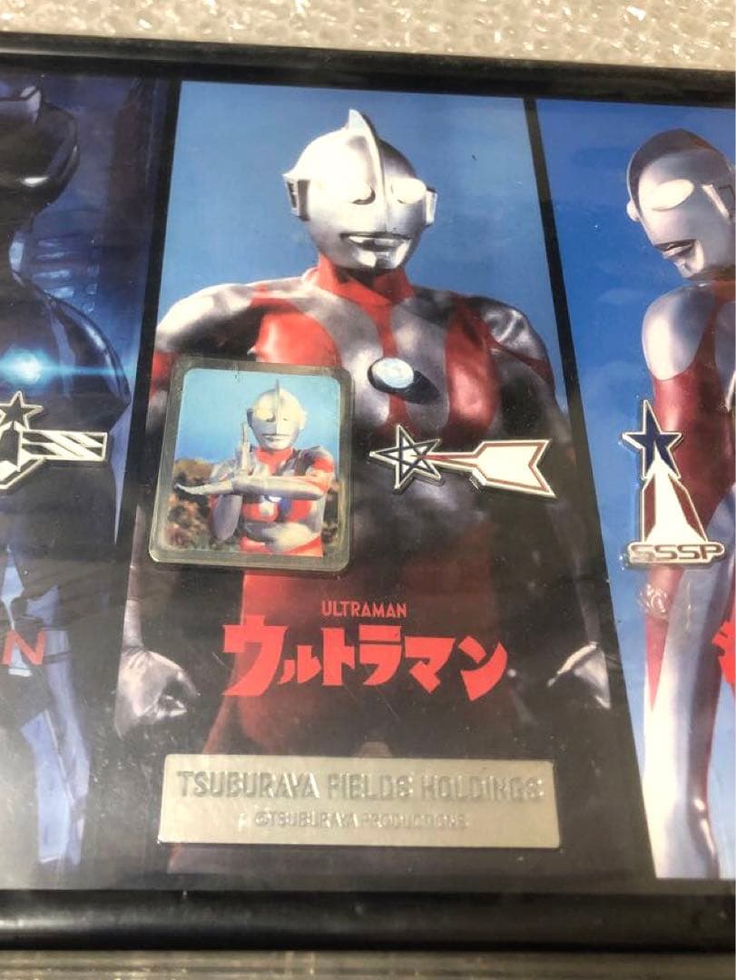非売品 円谷フィールズHD ウルトラマン 株主優待 ピンバッジ ピンズ
