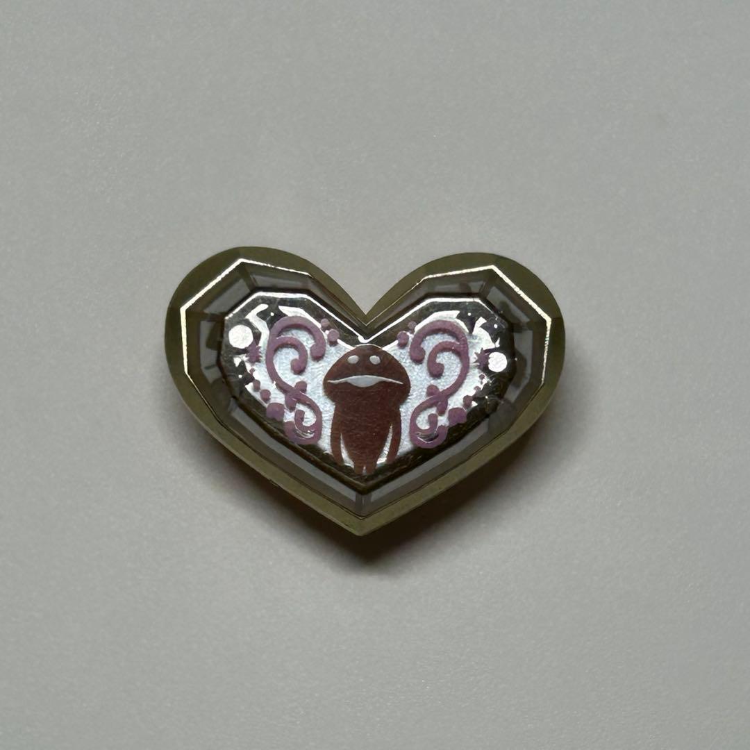 たまごっちピース ブルー なめこ デコピアス - メルカリ