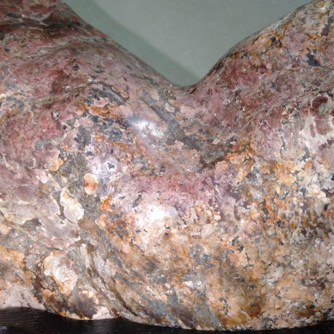 大型磨き水石 赤色系 五色石 美麗 台付き1個