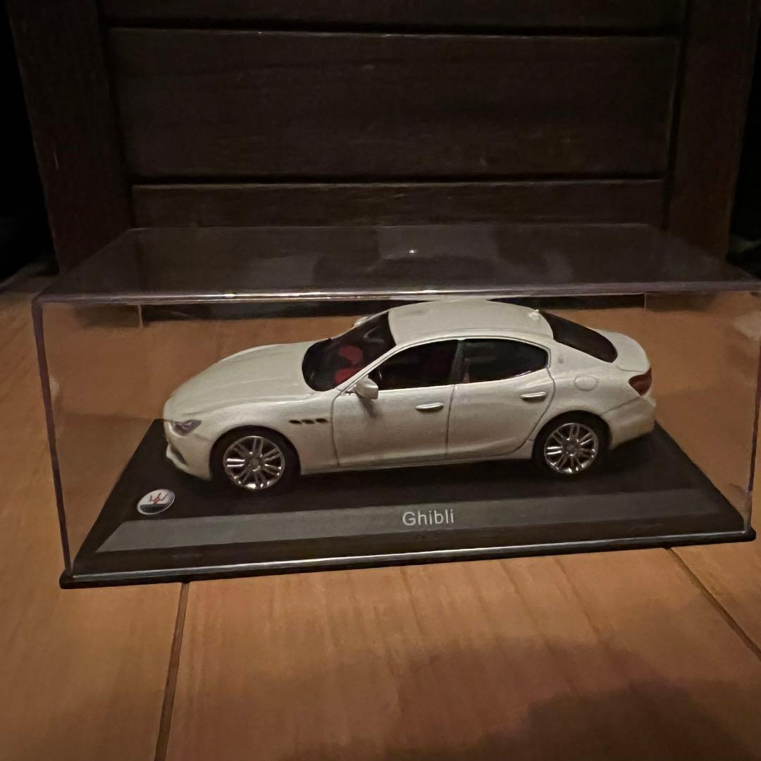 マセラティ ギブリ Maserati Ghibli 1/43スケール 模型 - メルカリ