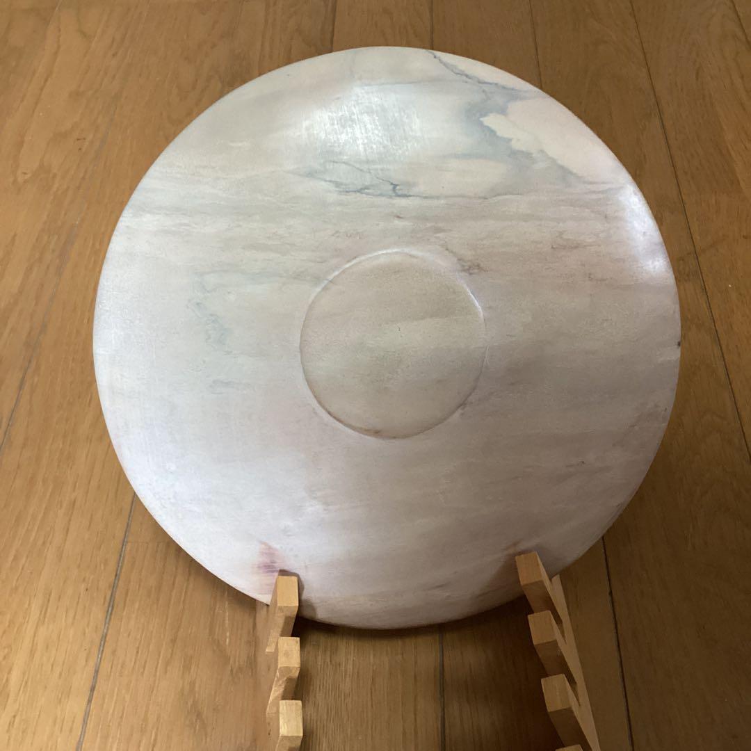 アフリカ　ケニアのソープストーン絵皿　二枚　《キリン・マサイ族》　手造り絵皿