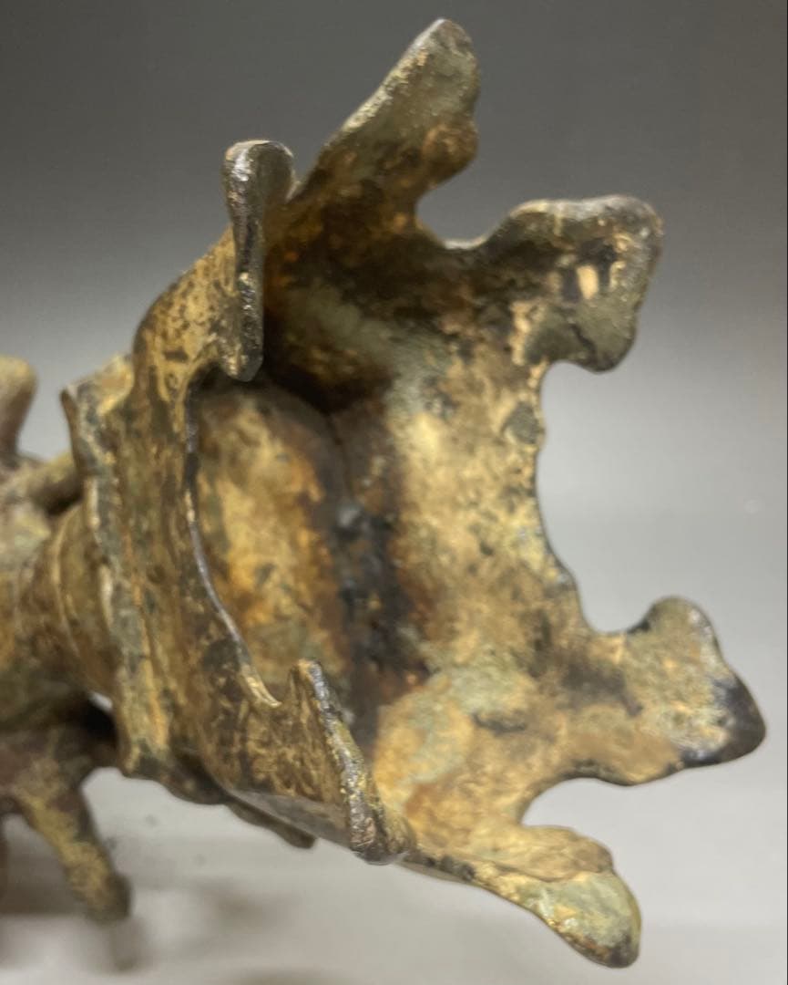 自在菩薩坐像 六手観音像 鉄製 C3120 - メルカリ