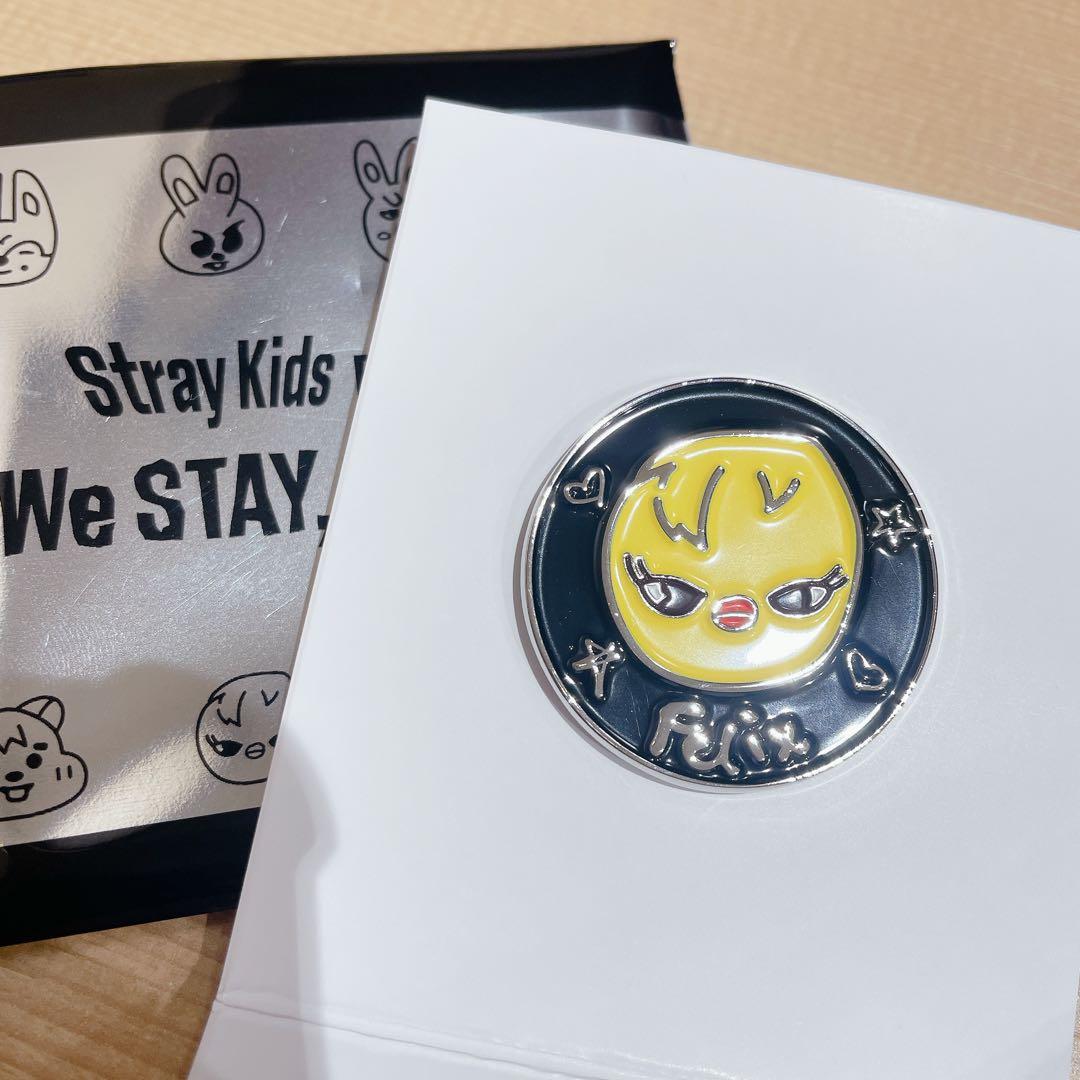 スキズ 展覧会 フィリックス ポガリ ランダムピンバッチ - メルカリ