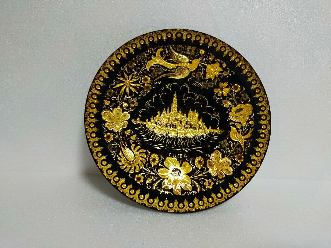 スペイン トレド Damasquinado(ダマスキナード) トレド大聖堂飾り皿 スペイン トレド 象嵌細工「ダマスキナード」 飾り皿（径70㍉、高