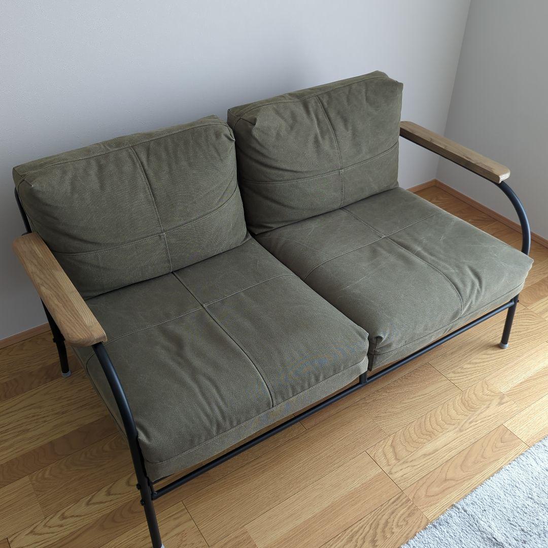 2人掛けソファ モスグリーン ブエノ S099-2P 肘あり カーキ アイアン 軒先渡し】nora and g-アンジー ブエノ ソファ 2人掛け 幅1380mm モス