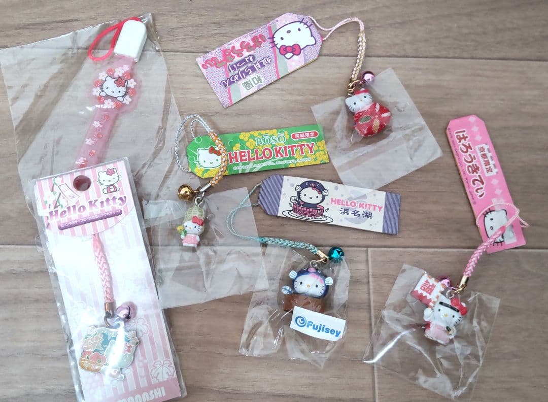 ☆未使用☆ハローキティ ストラップセット6点セット - メルカリ