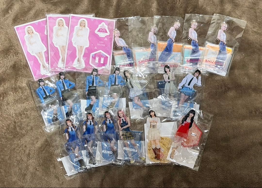 ME:I グッズ　アクスタ　アクリルスタンド Amazon.co.jp: ME:I ミーアイ 佐々木心菜 ココナ アクスタ アクリル