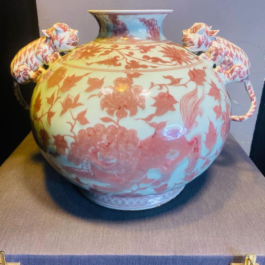 Q1060 壺　花瓶　清朝時代　年代物　中国　アンティーク　 花器 花入 古美術 李朝 青花窓絵草花文面取壺 全高約29cm 韓国 朝鮮 希少 花瓶 白磁 染付