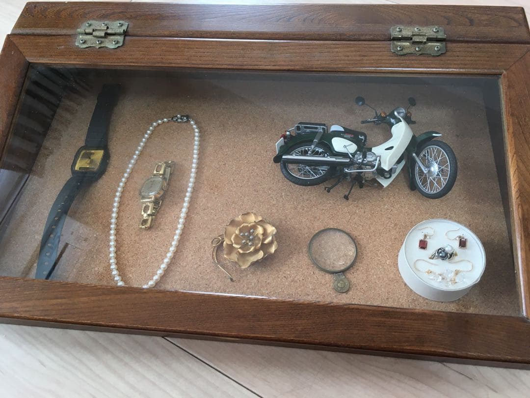 コレクションケース　木製　ガラス　ディスプレイ コレクションケース 透明ガラス扉 ダークブラウン 32×10×46cm 棚付き