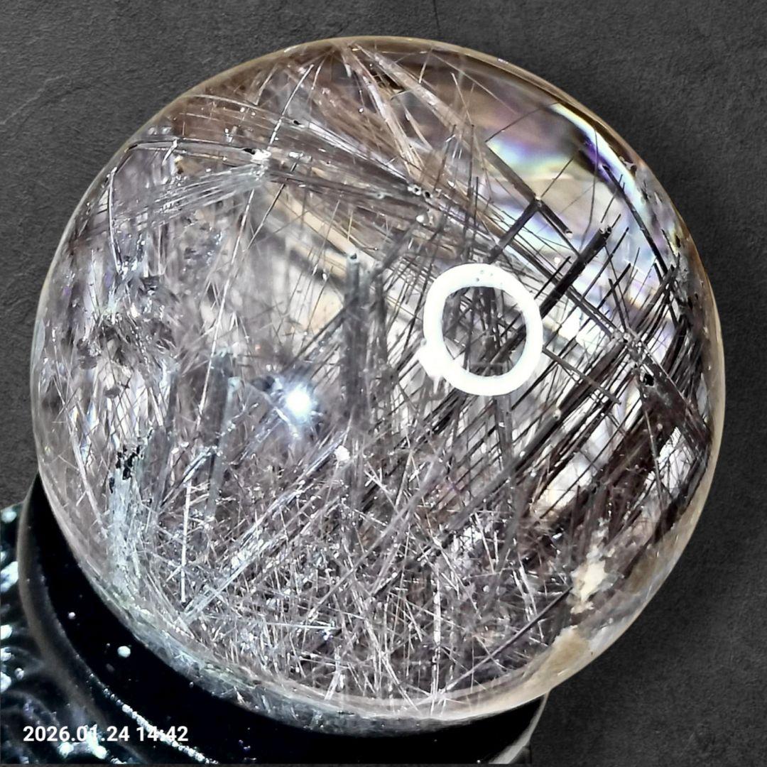 極上 天然 シルバールチル スフィア 40mm 高透明 密集針 台座付 一点物 SSS】シルバールチルクォーツスフィア | 霤 AMADARE