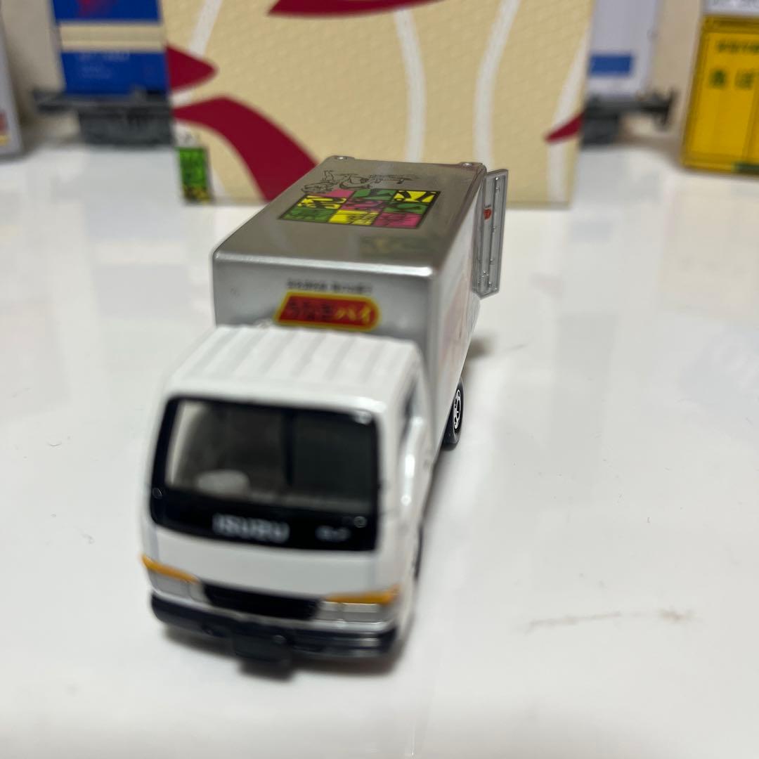 トミカ 春華堂配送車2台
