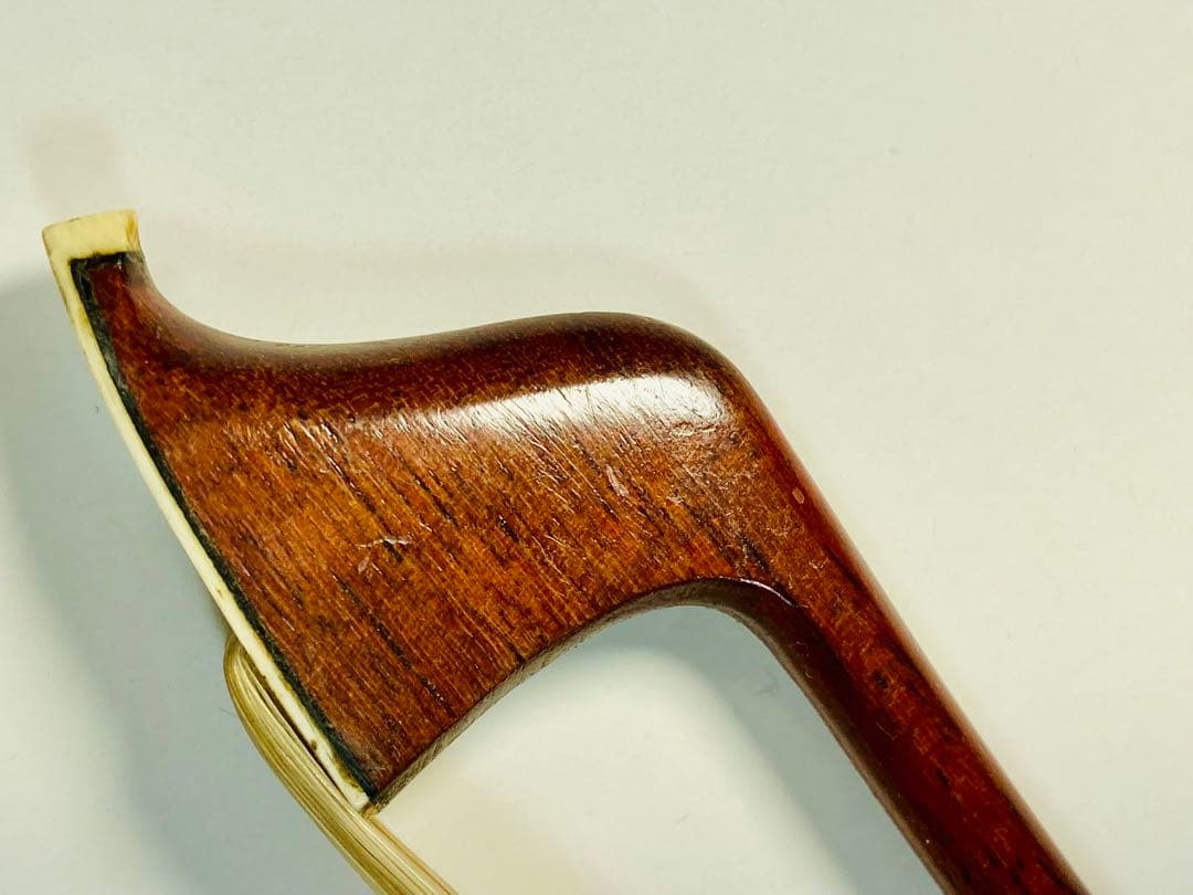 オールドチェロ】Thomas Henrik 1924製作 調整済 弓 ケース付 - メルカリ